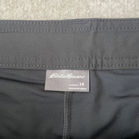 Eddie Bauer Skort Womens 14 Black Athletic Skirt Shorts Stretch Casual Travel - Picture 2 of 7